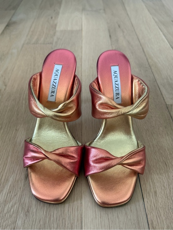 Aquazzura Shoes - NEW Aquazzura Gold-Pink Metallic Knot Sandals Size 38